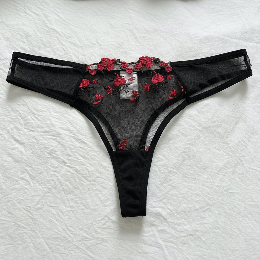 Calyra Rose Set – black red